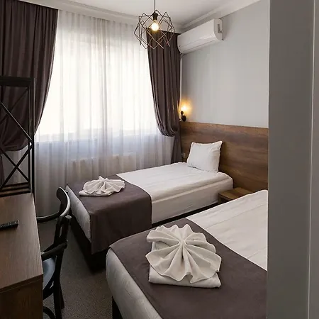 Готель Baskent 2*